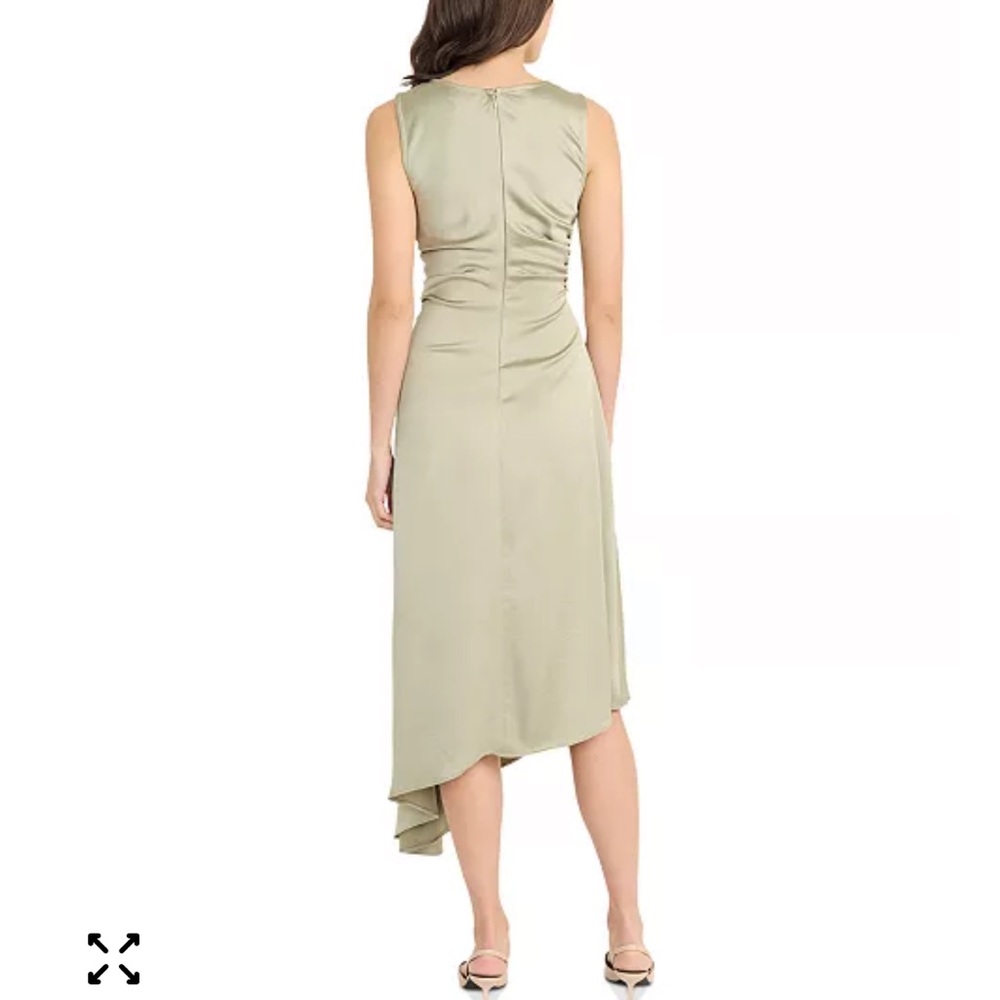 Luxely sage green ruched asymmetrical mid dress - Picture 3 of 4